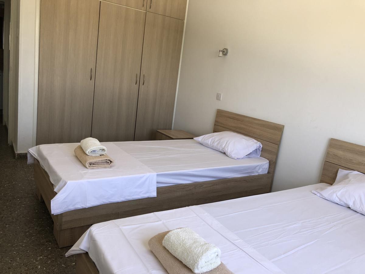 Kasapis Apts Larnaca Exterior foto