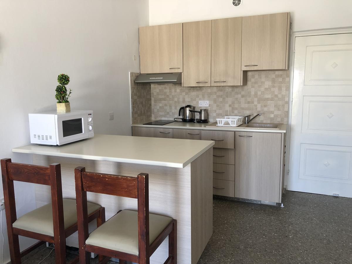Kasapis Apts Larnaca Exterior foto