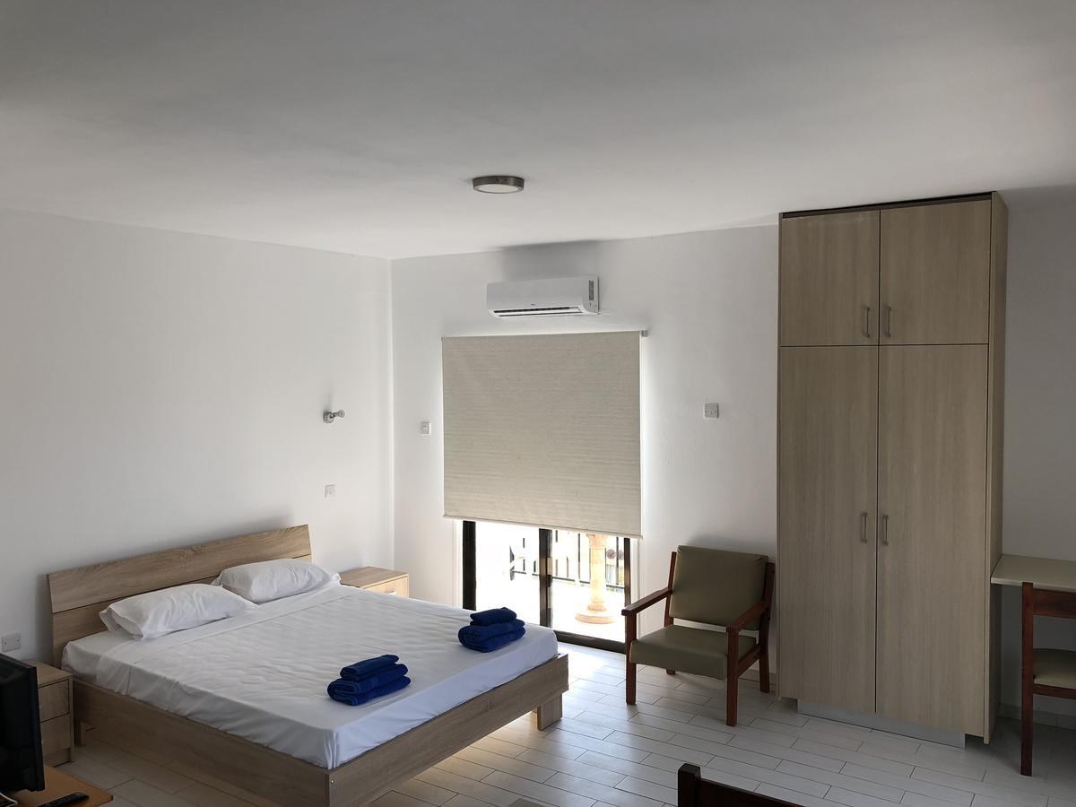 Kasapis Apts Larnaca Exterior foto