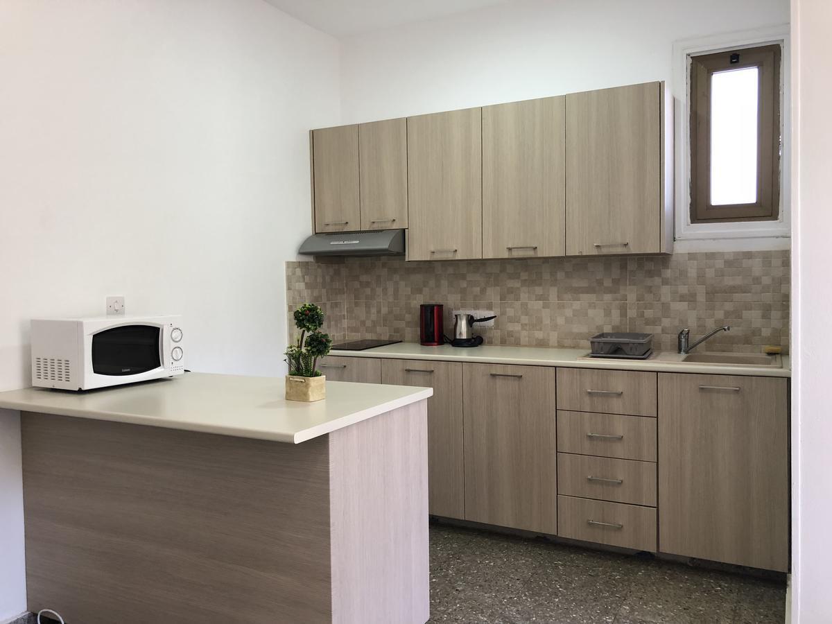 Kasapis Apts Larnaca Exterior foto
